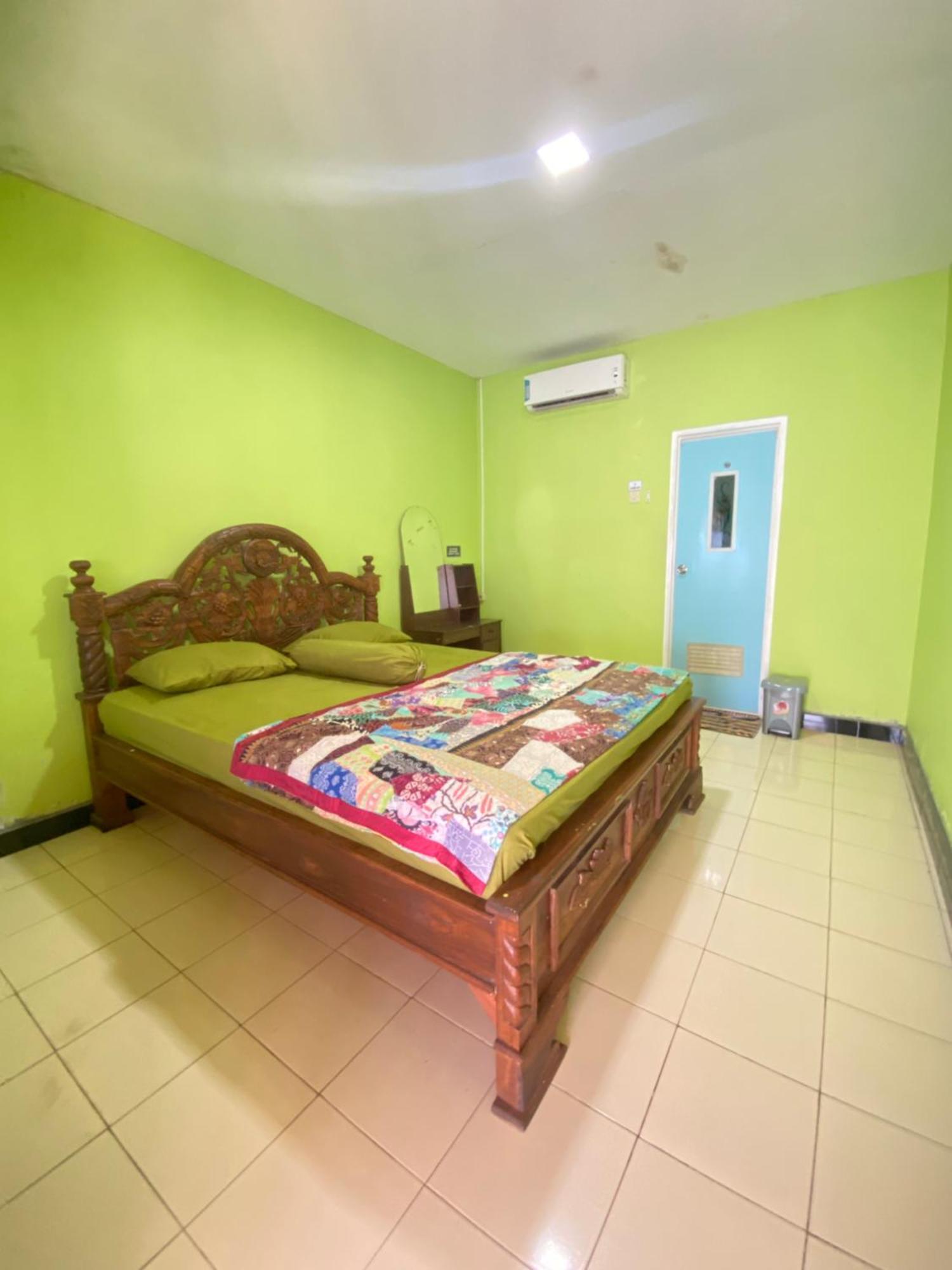 הוסטל קרימונג'אווה Js House View מראה חיצוני תמונה